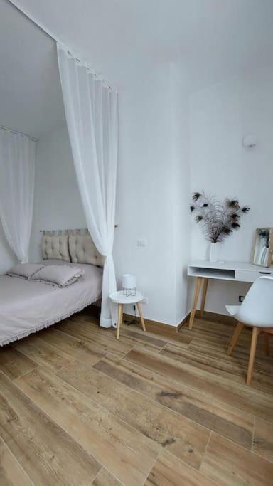 Appartamento Enrica Lovere Exteriör bild